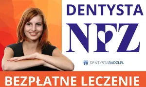 Uśmiechnięta kobieta z rudymi włosami obok logo DENTYSTA NFZ. Bezpłatne leczenie, w tym korona zęba nfz, jest dostępne.