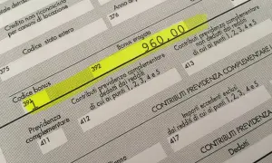 Dettaglio del modello CUD con bonus erogato di 960,00 evidenziato.