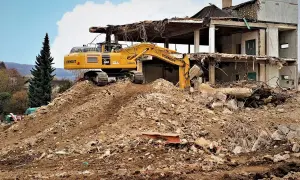 Koparka: Ile kosztuje godzina? Stawki (140-350 zł) i oszczędności