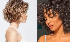 Deux femmes arborent une magnifique coupe cheveux frisés naturel. L'une a les cheveux blonds mi-longs, l'autre bruns et bouclés.