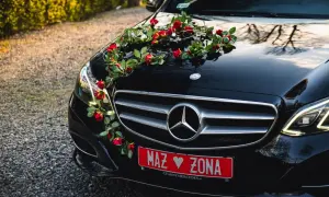 Ile kosztuje auto do ślubu? Uniknij pułapek i oszczędź!