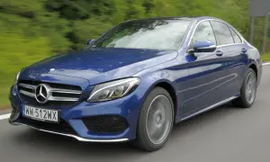 Mercedes C klasa W205: jaki silnik wybrać, aby uniknąć problemów?