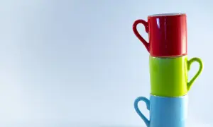 Keep calm and drink: Dlaczego ten slogan podbija serca fanów?