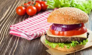Jak zrobić hamburgery - proste przepisy, które zachwycą każdego