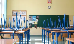 Na czym polega nauczanie hybrydowe i jak zmienia edukację?