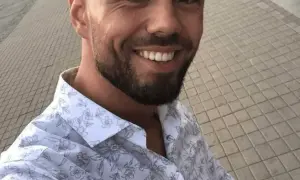 Kim jest Adrian z Love Island? Biografia, kontrowersje i ciekawostki o uczestniku