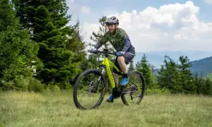 Rower enduro do czego służy: poznaj jego wszechstronność i zastosowanie