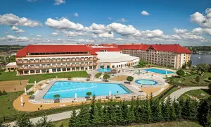 Ile gwiazdek ma hotel Gołębiewski? Odkryj różnice między lokalizacjami