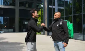 Ile można zarobić na Uber Eats? Fakty, które musisz znać