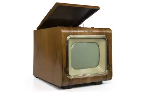 Kiedy powstał pierwszy telewizor? Historia wynalezienia i ewolucja technologii