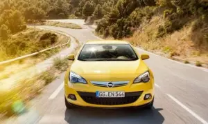 Opel Astra J: Jaki silnik diesla wybrać, aby uniknąć problemów?
