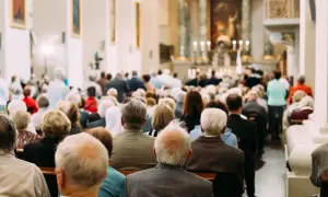 Czy msza w Wielką Sobotę naprawdę zastępuje niedzielną?