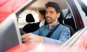 Ile można zarobić jako kierowca Ubera? Fakty, które musisz znać