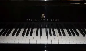 Ile kosztuje fortepian Steinway & Sons? Sprawdź ceny modeli używanych i nowych