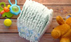 Kiedy przejść na pampers 2? Waga i oznaki gotowości dziecka