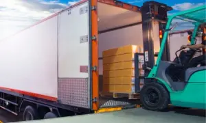 Czym jest giełda transportowa i jak może ułatwić Twoją pracę?