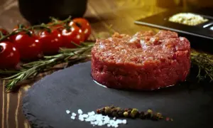 Jaki rodzaj wołowiny na tatara? Odkryj najlepsze opcje mięsa