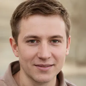 Autor Julian Wróblewski