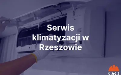 Serwis klimatyzacji w Rzeszowie, ręka w rękawiczce naprawia jednostkę.
