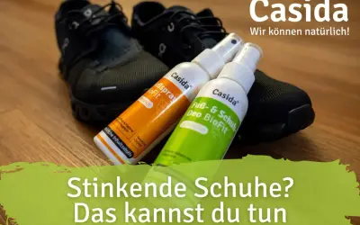 Stinkende Schuhe? Casida Fuß- & Schuh-Deo BioFit hilft natürlich gegen Geruch und für frische Füße.