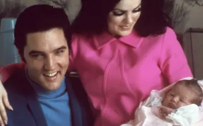 Elvis Presley, mąż Lisy Marie Presley, z córką.