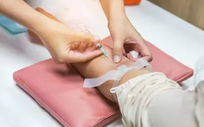 Czy przed badaniami krwi można pić wodę? Sprawdź, co musisz wiedzieć