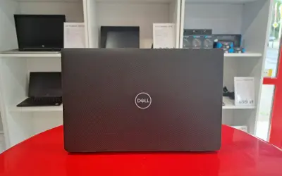 Dell czy Acer - który laptop spełni Twoje oczekiwania i potrzeby?