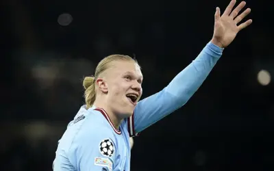 W jakim kraju mieszka Haaland? Zaskakujące fakty o jego życiu