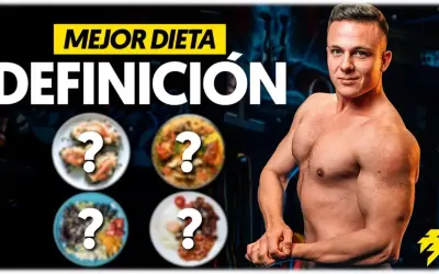 Hombre musculoso muestra platos de comida con signos de interrogación. El título dice "Mejor dieta definición".