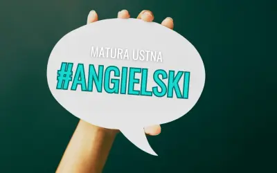 Dłoń trzyma dymek z napisem "MATURA USTNA #ANGIELSKI".