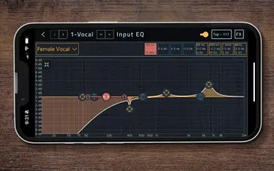 Ekran telefonu z aplikacją JBL One, pokazujący korektor graficzny z ustawieniami dla wokalu żeńskiego.