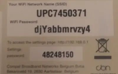 Nazwa sieci WiFi (SSID) to UPC7450371. Hasło do sieci to djYabbmrvzy4. Hasło do ustawień to 48248150.