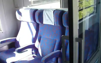 Jak dojechać do Jastarni pociągiem - szybkie trasy i praktyczne porady