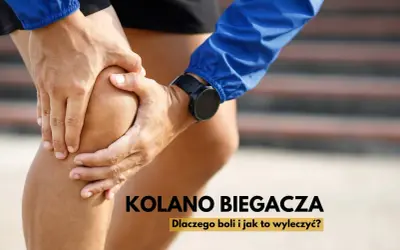 Ból kolana biegacza. Dłonie uciskają bolące kolano, sugerując problem z bieganiem.
