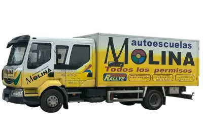 Camión de autoescuelas Molina, que es el c. de la formación vial. Ofrece todos los permisos.