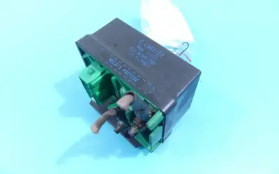 Moduł przekaźnika chroniący przed błędami DTC P1351 w Peugeot.