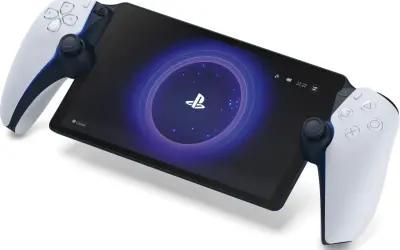 Nowe psp z kontrolerami DualSense, ekran z logo PlayStation i wskaźnikami baterii.