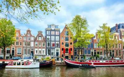 Wynajem mieszkania w Amsterdamie: Koszty, porady i jak znaleźć lokum?
