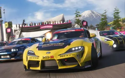 Wyścigowe samochody na festiwalu Horizon. Zastanawiasz się, ile waży Forza Horizon 5? To gra, która waży sporo gigabajtów, ale dostarcza niezliczone godziny zabawy!