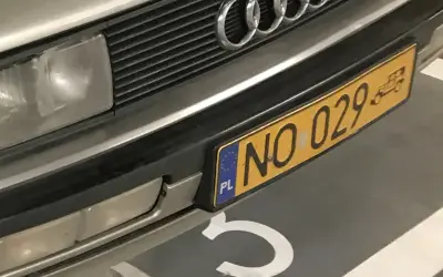 Audi z unikatową rejestracją NO 029.