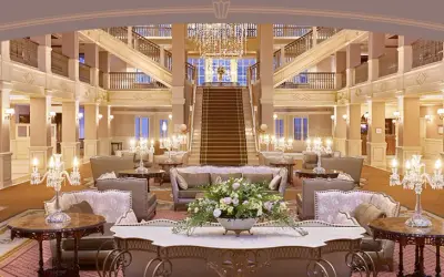 Disneyland Paris Hotels: Ihr magischer Aufenthalt Tipps & Vergleiche