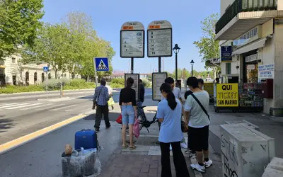 Jak dojechać z lotniska Forli do Rimini - szybkie i tanie opcje transportu
