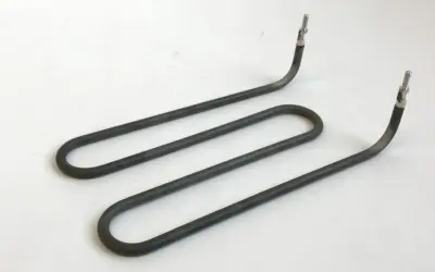 Un élément chauffant en forme de U, un **résistance tube** gris, avec des connecteurs métalliques aux extrémités, sur fond blanc.