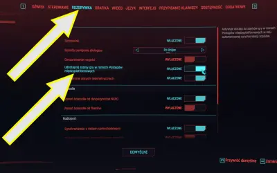 Ustawienia gry Cyberpunk 2077, zakładka Rozgrywka. Możliwość włączenia udostępniania zapisów gry w ramach postępów międzyplatformowych, co jest kluczowe dla cyberpunk save location.