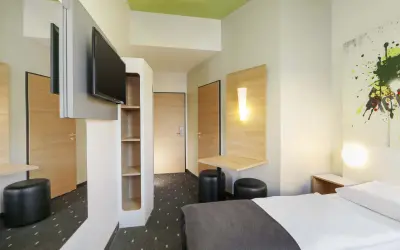 B&B Hotel Berlin: Günstig, modern Welcher Standort passt?