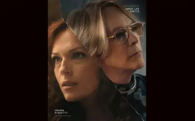 Amanda Righetti und Jamie Lee Curtis im dramatischen Split-Screen-Porträt.