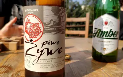 Piwo żywe amber, niepasteryzowane, o intensywnym słodowym smaku z nutami chmielowej goryczki. Idealne na letnie popołudnie.