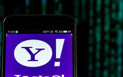 Ekran smartfona z logo Yahoo. Chcesz wiedzieć, jak usunąć Yahoo? Ten obraz może być pomocny.