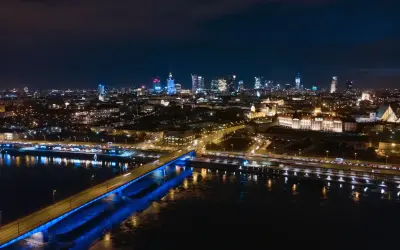 Warszawa: 7.1 TWh prądu rocznie. Co napędza energetykę stolicy?