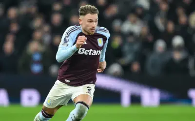 Zarobki Matty Cash w Aston Villa: Ile naprawdę zarabia piłkarz?